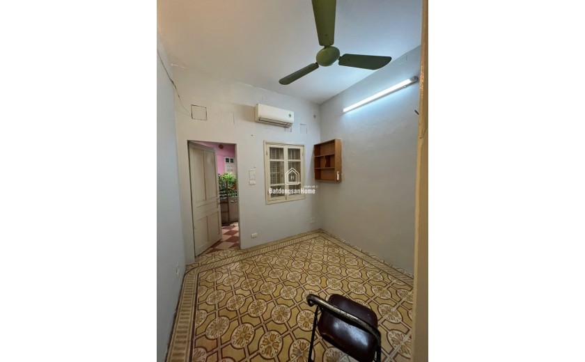 Cho thuê nhà Ở GĐ, NỮ 3 EM  ngõ 23  Đông Tác, 39m2, 2 ngủ, 2 vệ sinh, chỉ 8 Triệu/tháng